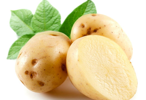 khoai tây chứa nhiều dưỡng chất giúp da khỏe mạnh và trắng sáng